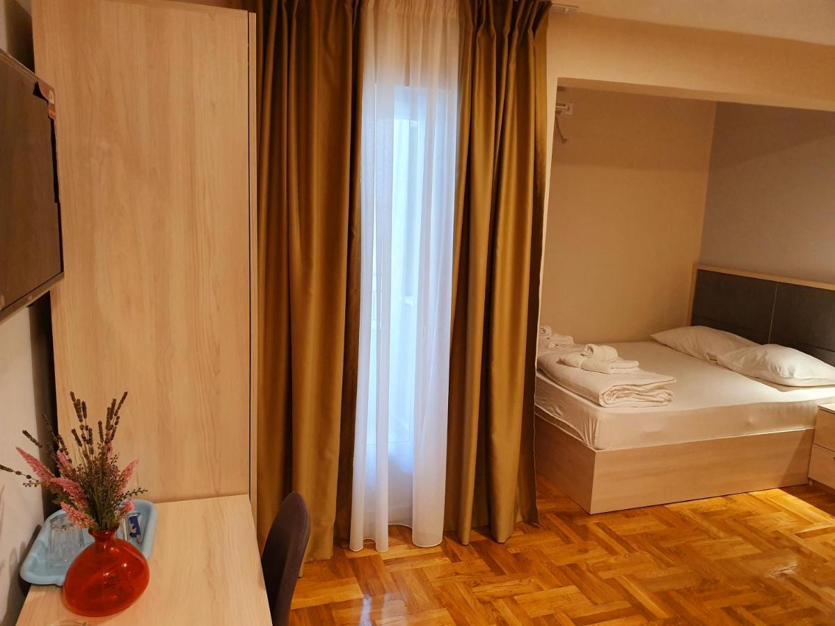 Apartments Pier Budva Buitenkant foto