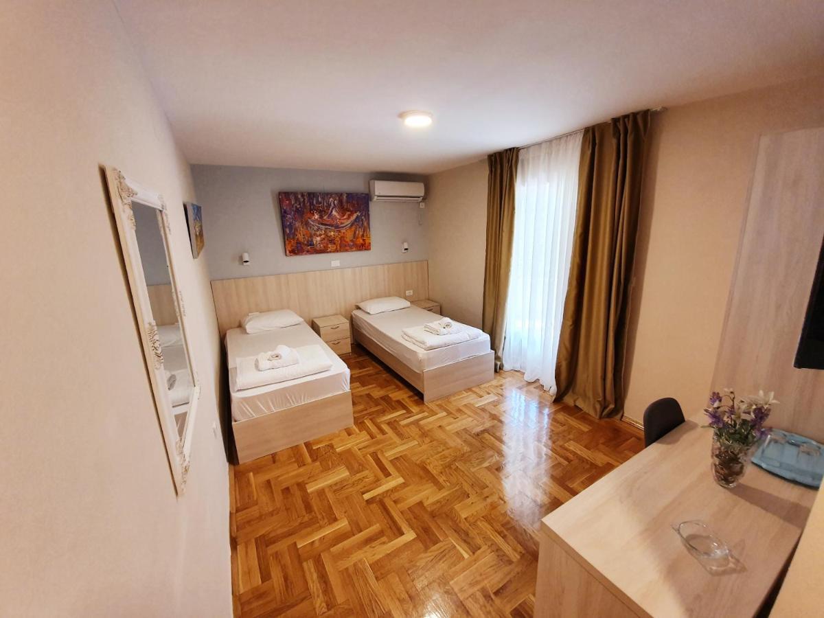 Apartments Pier Budva Buitenkant foto