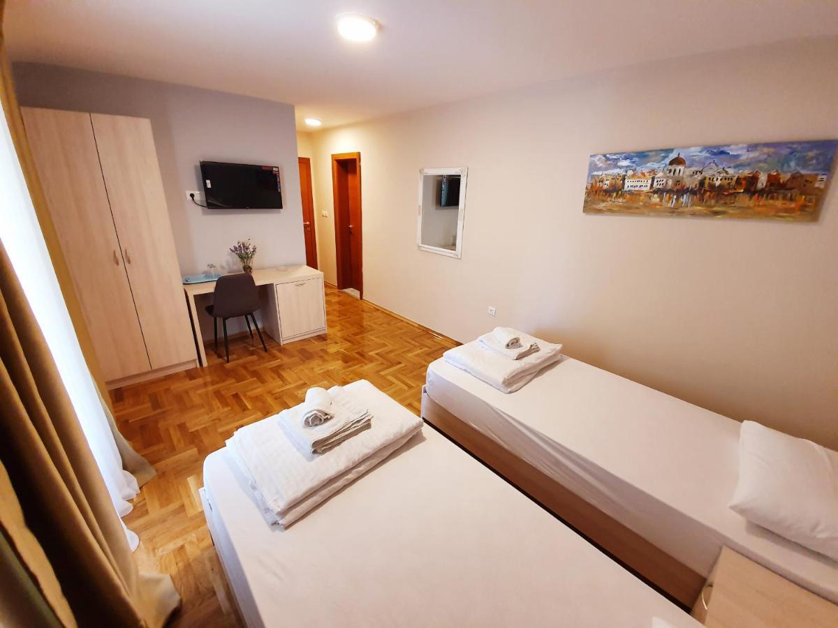 Apartments Pier Budva Buitenkant foto