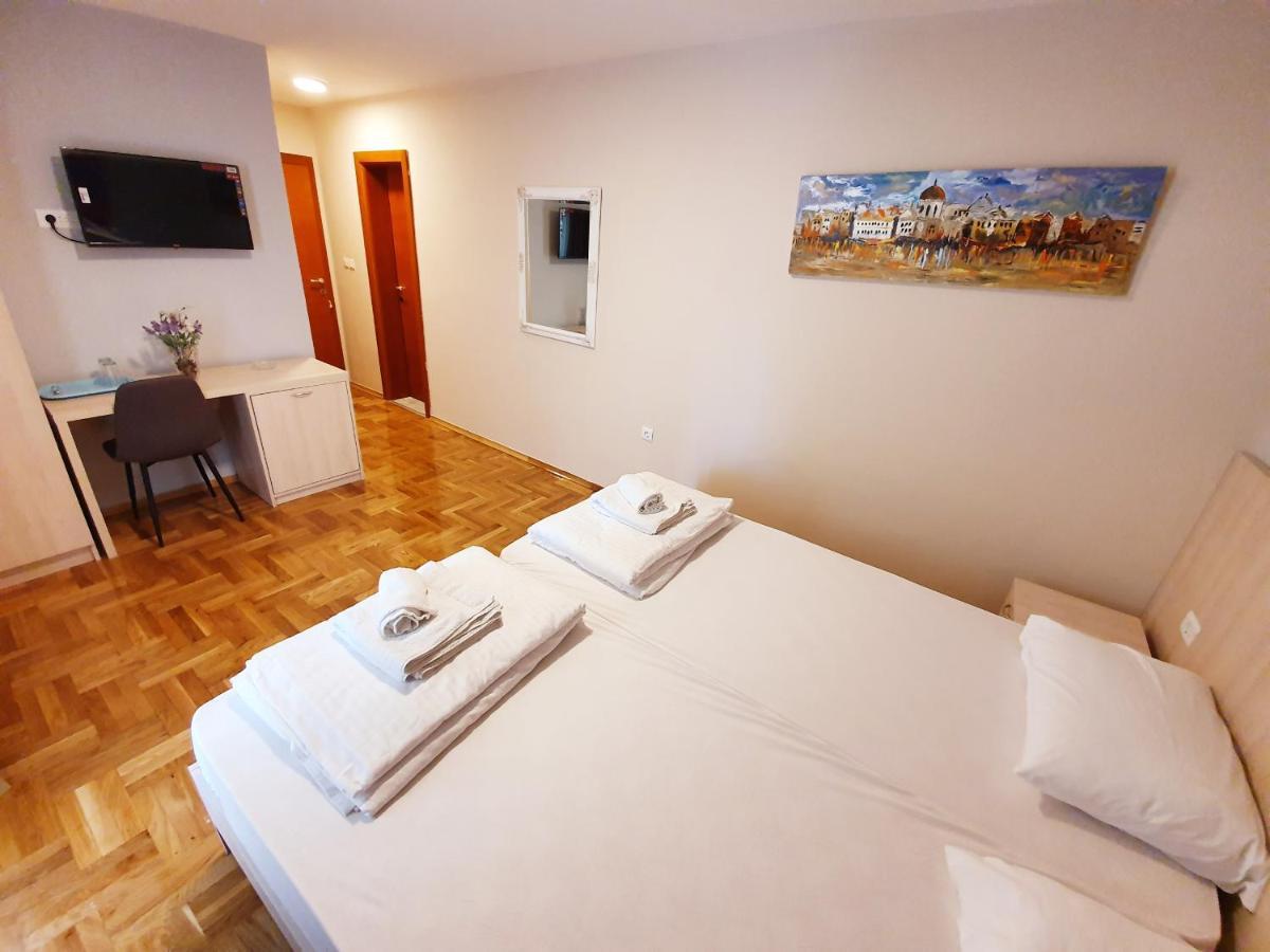 Apartments Pier Budva Buitenkant foto
